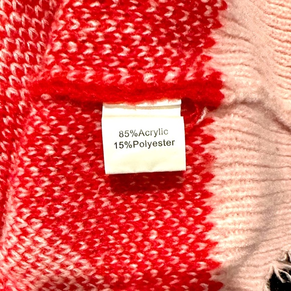 NWOT Miss Sparkling Pink & Red Frayed Heart Sweater Sz L - Picture 13 of 13